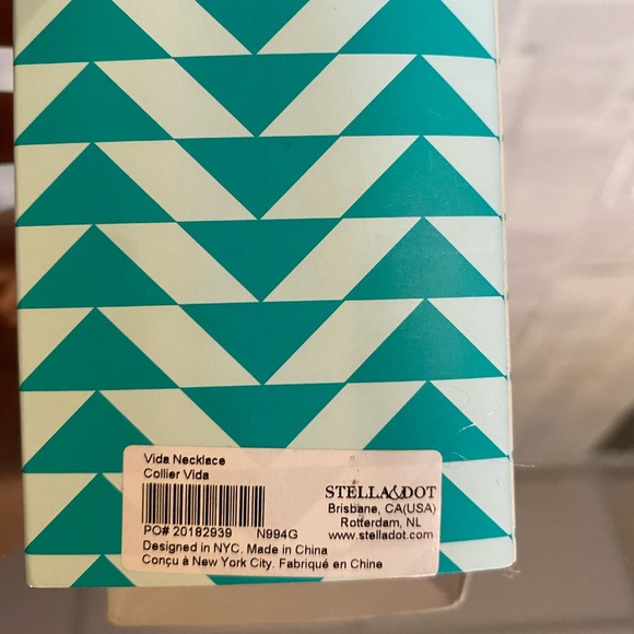 NWT STELLA & DOT Vida Necklace - Picture 2 of 5